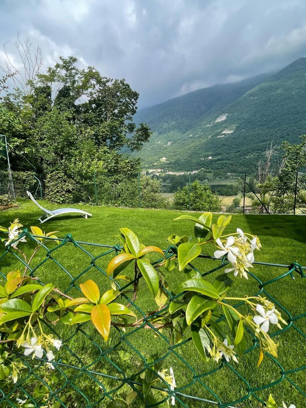 Altravista Tarzo Villa Revine Lago Bagian luar foto